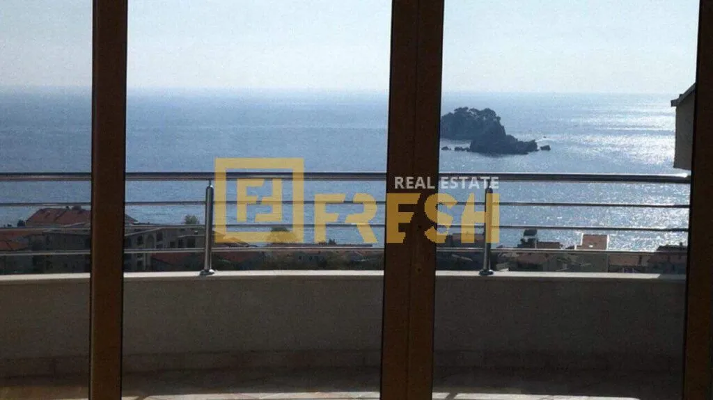 Sale, two bedroom apartment, 105m², Petrovac, Budva