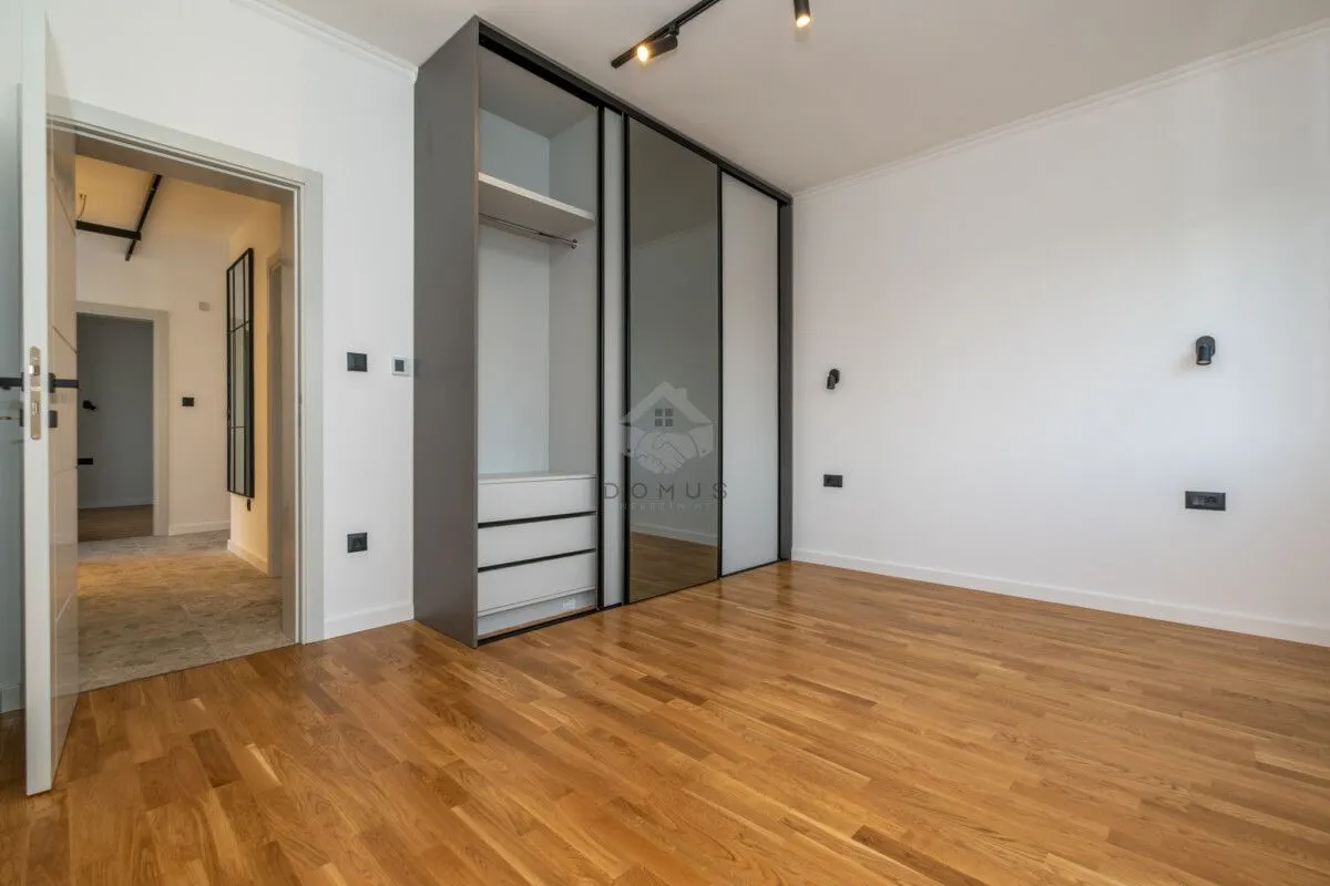 Izdavanje, kuća, 180m², Donja Gorica, Podgorica