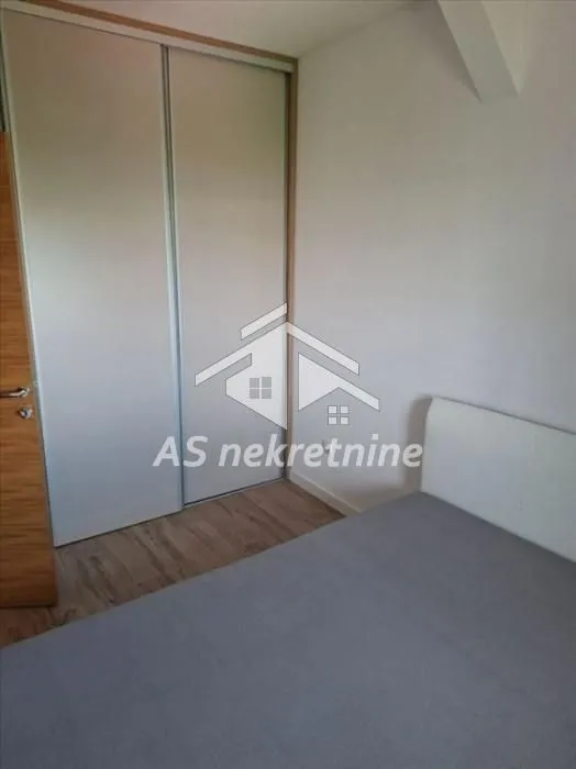 Izdavanje, stan, 44m², Trošarina, Voždovac Sve Podlokacije