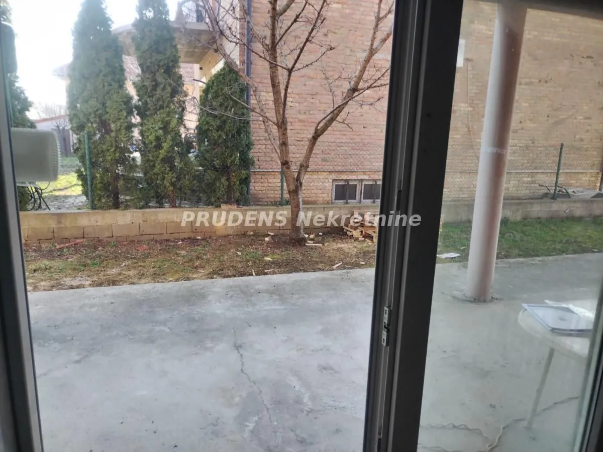 Sale, house, 281m², Surčin, Beograd