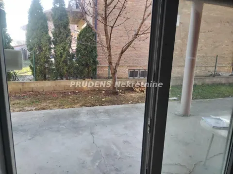 Sale, house, 281m², Surčin, Beograd - image 10