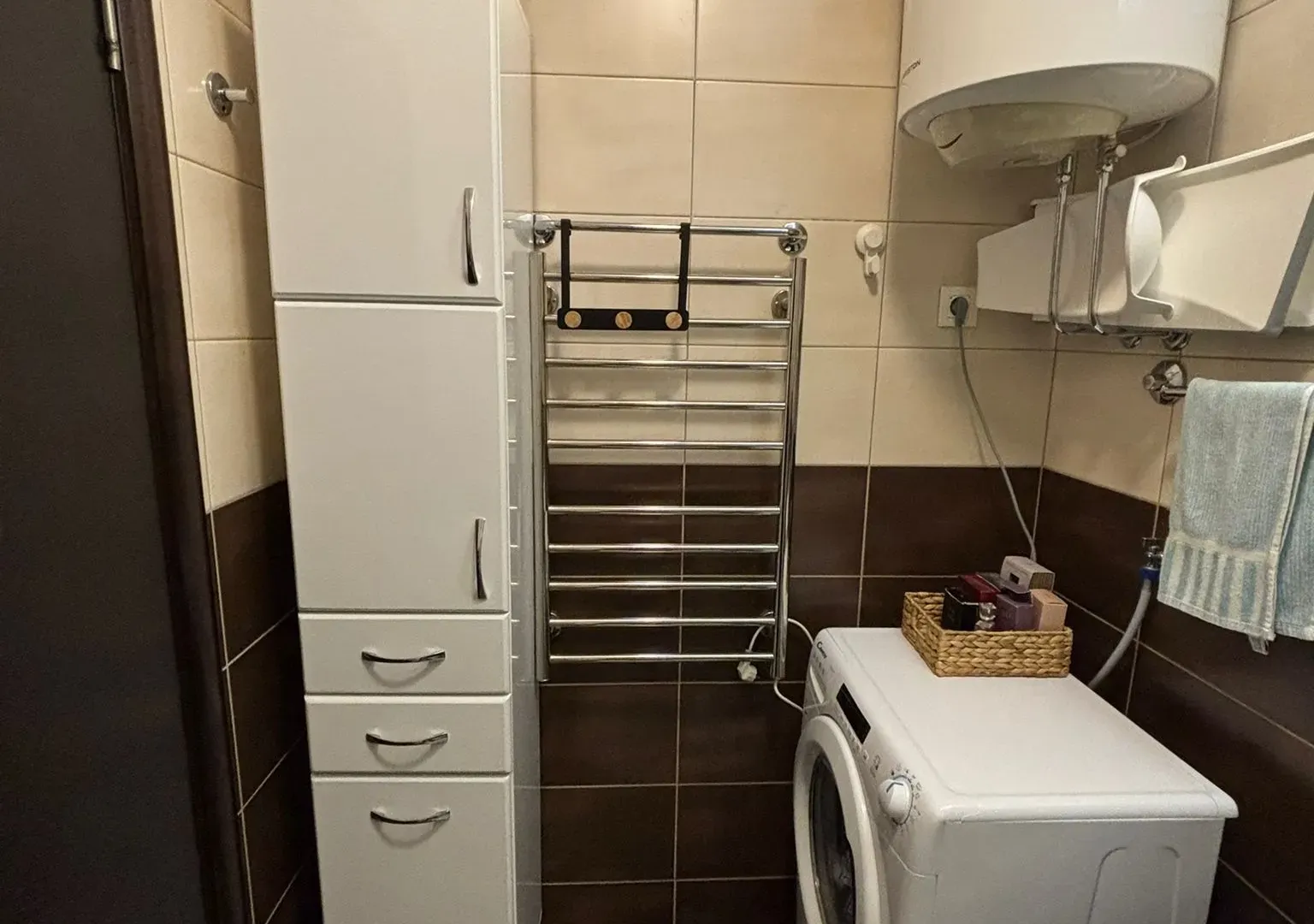 Prodaja, jednosoban stan, 40m², Lazi, Budva