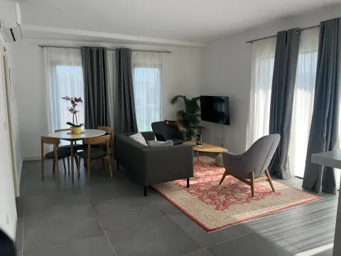 Rent, apartment, 55m², Tivat, Crna Gora - image 1