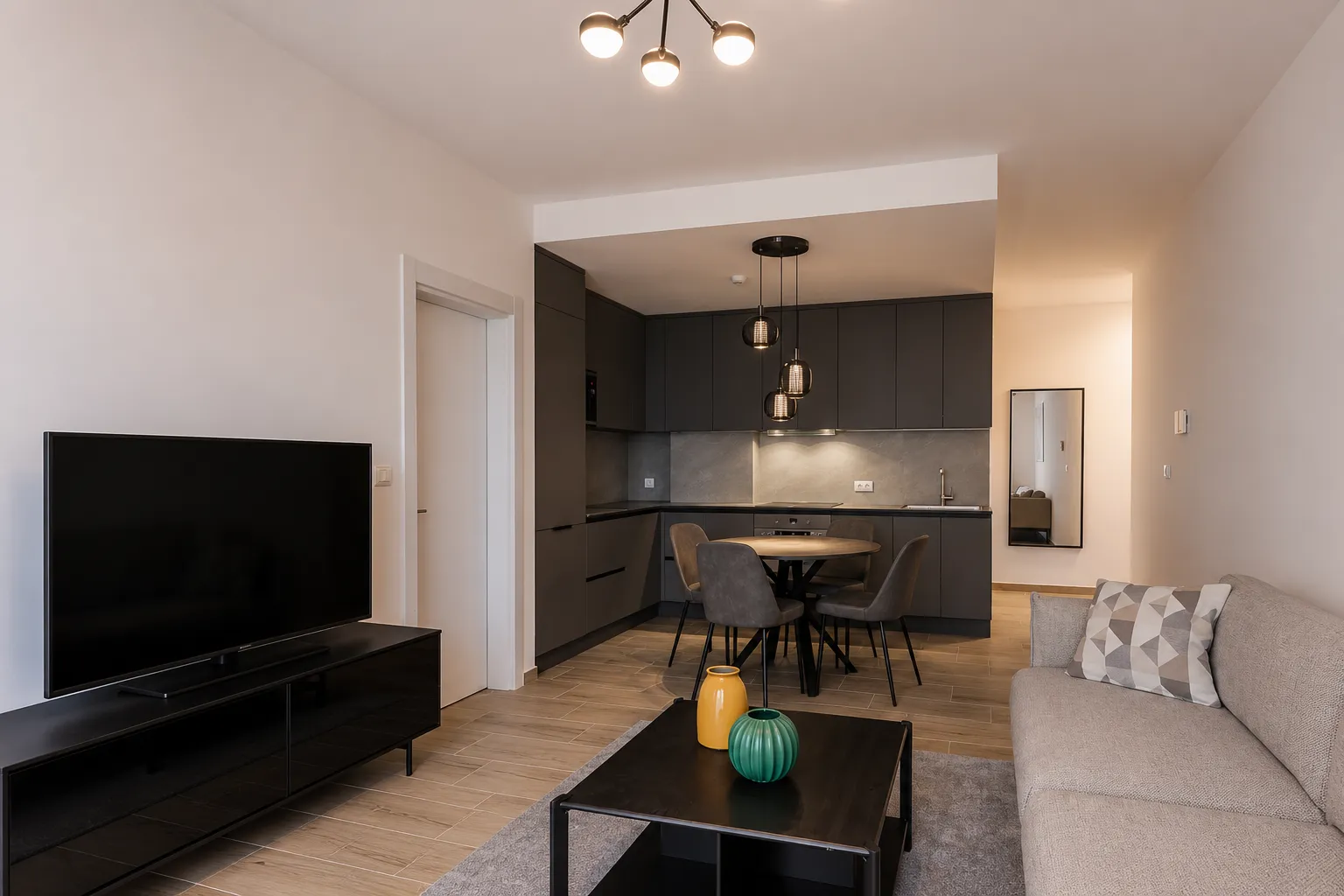 Sale, two bedroom apartment, 72m², Bečići, Budva