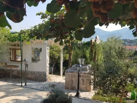 Prodaja, kuća, 103m², Tivat, Crna Gora - image 3