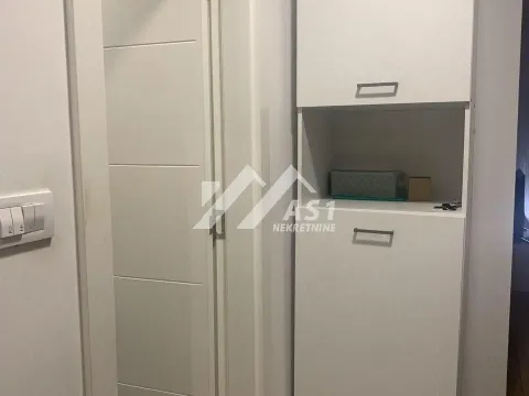 Izdavanje, dvosoban stan, 42m², Detelinara, Novi Sad Sve Podlokacije - image 3