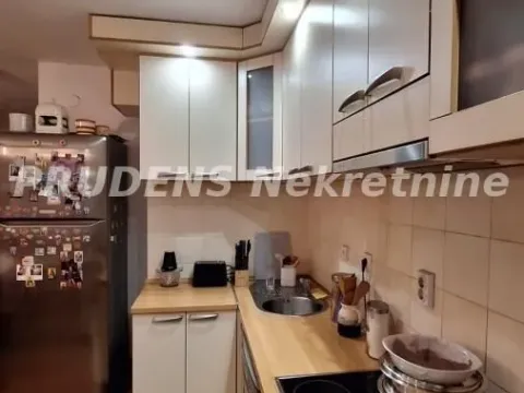 Prodaja, četvorosoban stan, 109m², Crveni Krst, Beograd - image 13