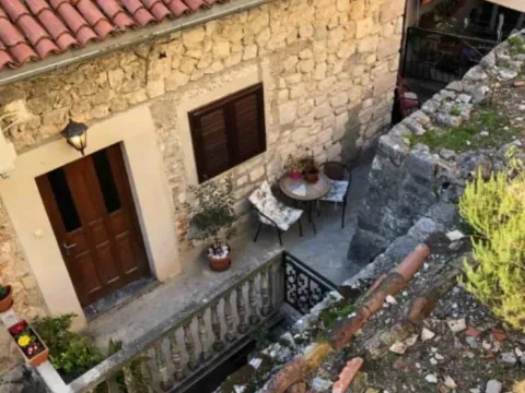 Prodaja, jednosoban stan, 87m², Grad, Kotor - image 13
