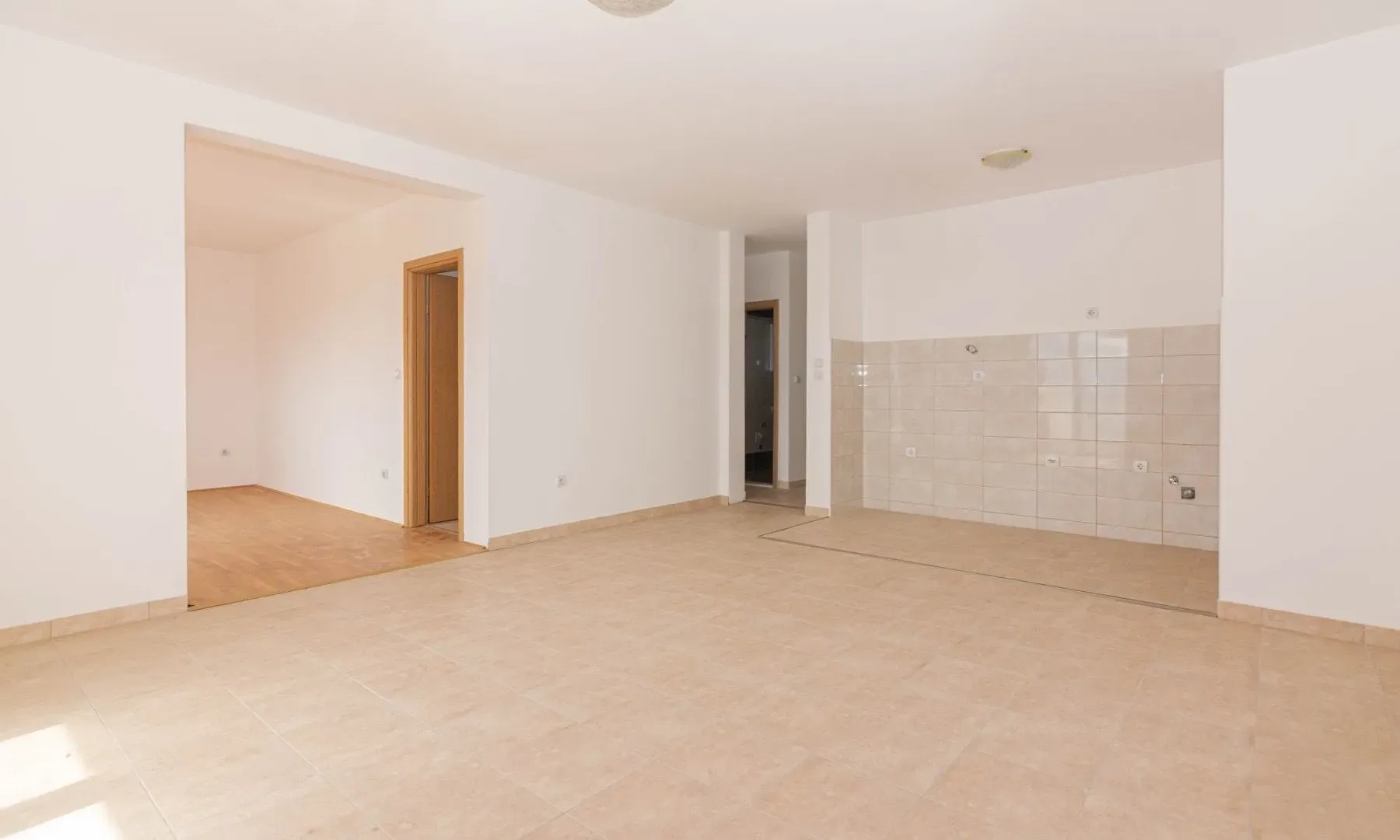 Prodaja, dvosoban stan, 72m², Igalo-Petlja, Herceg Novi