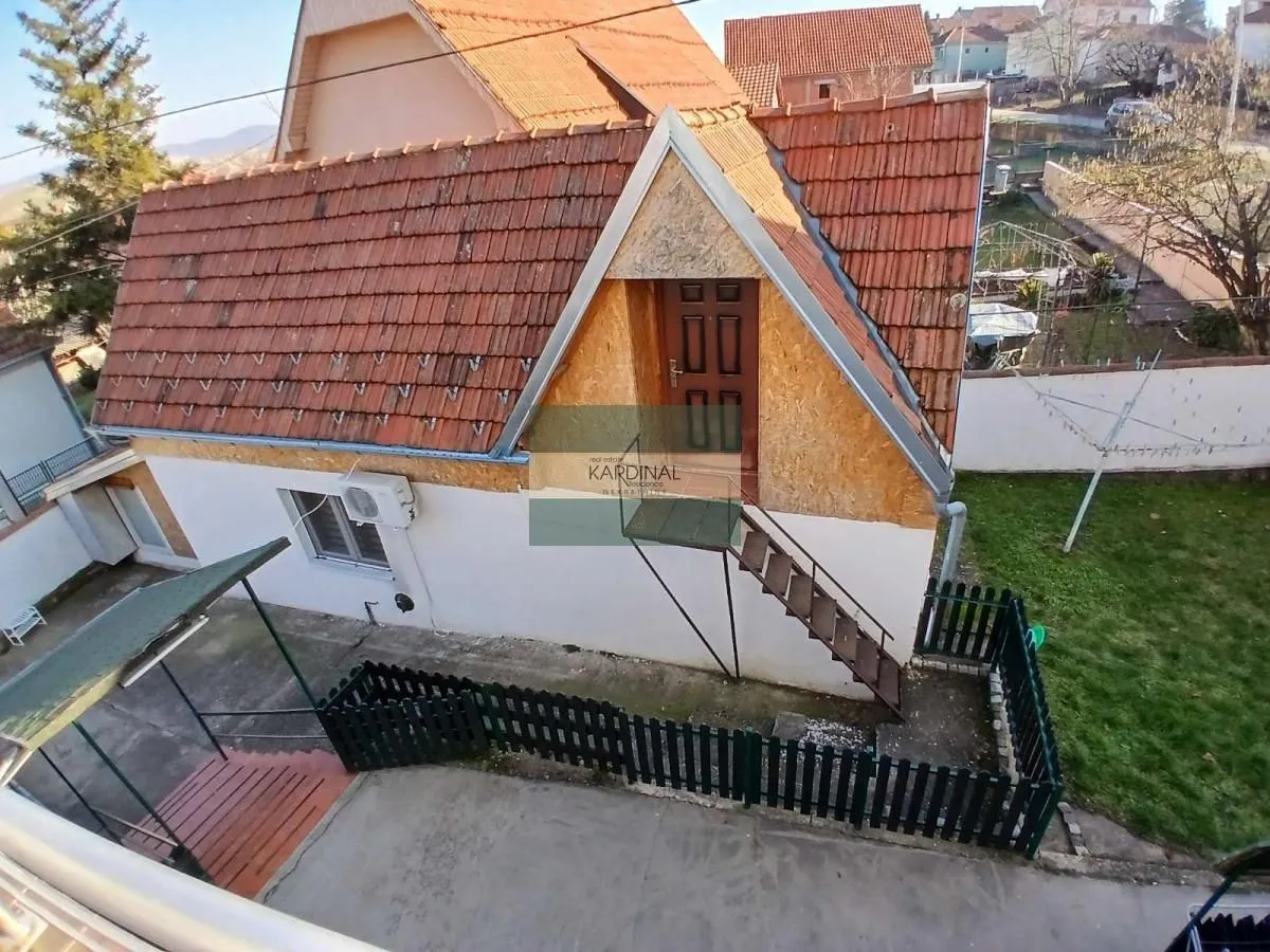 Prodaja, kuća, 240m², Jabučar, Kragujevac