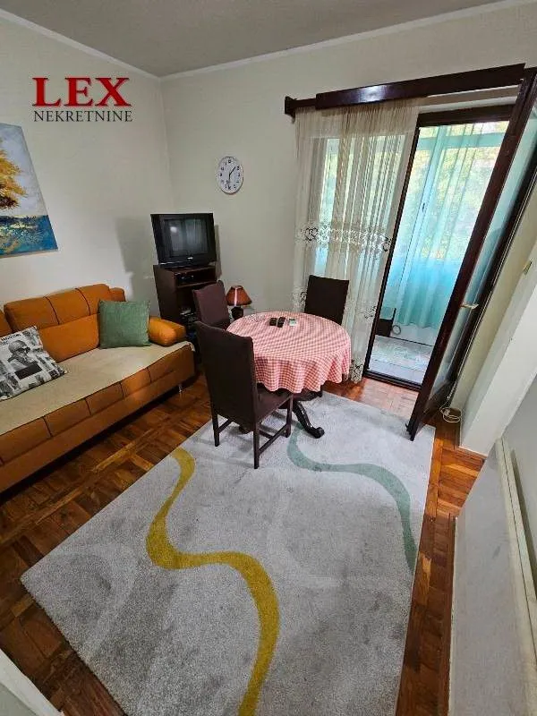 Izdavanje, jednosoban stan, 26m², Karaburma, Palilula Sve Podlokacije