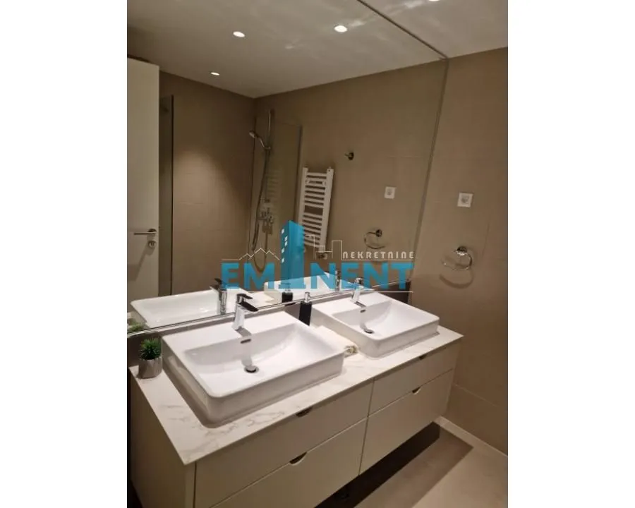 Rent, four bedroom apartment, 109m², Savski Venac, Beograd