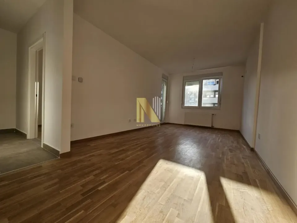 Sale, two bedroom apartment, 47m², Avijatičarsko naselje, Novi Sad Sve Podlokacije