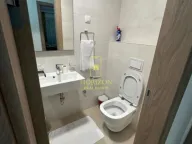 Izdavanje, dvosoban stan, 70m², Master Kvart, Podgorica - image 10