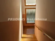 Prodaja, kuća, 220m², Zemun Ugrinovci, Zemun Sve Podlokacije - image 25