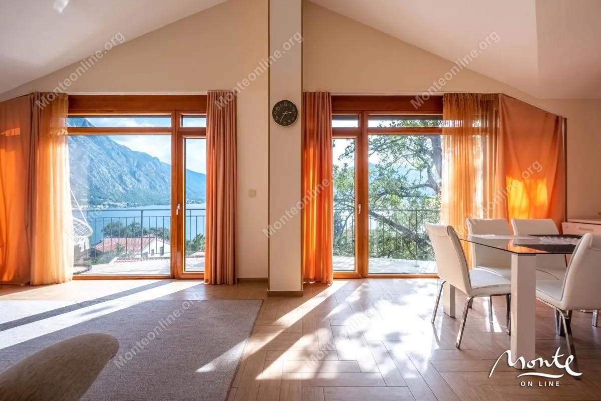 Prodaja, dvosoban stan, 87m², Orahovac, Kotor