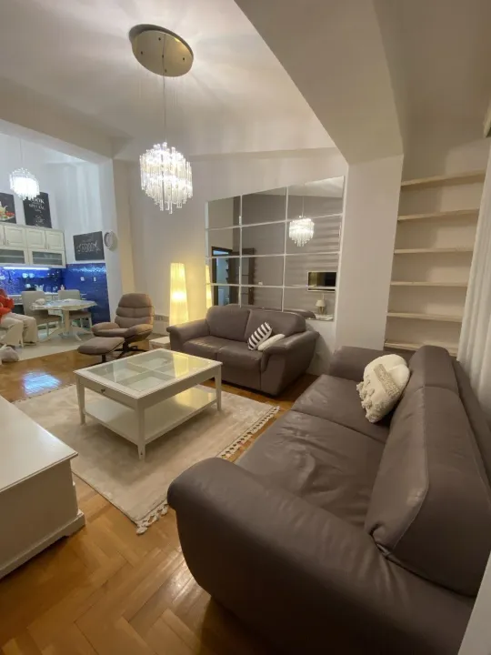 Izdavanje, dvosoban stan, 52m², City Kvart, Podgorica