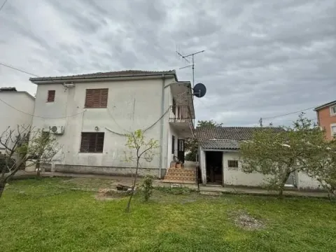 Prodaja, kuća, 240m², Bijelo Polje, Crna Gora - image 9