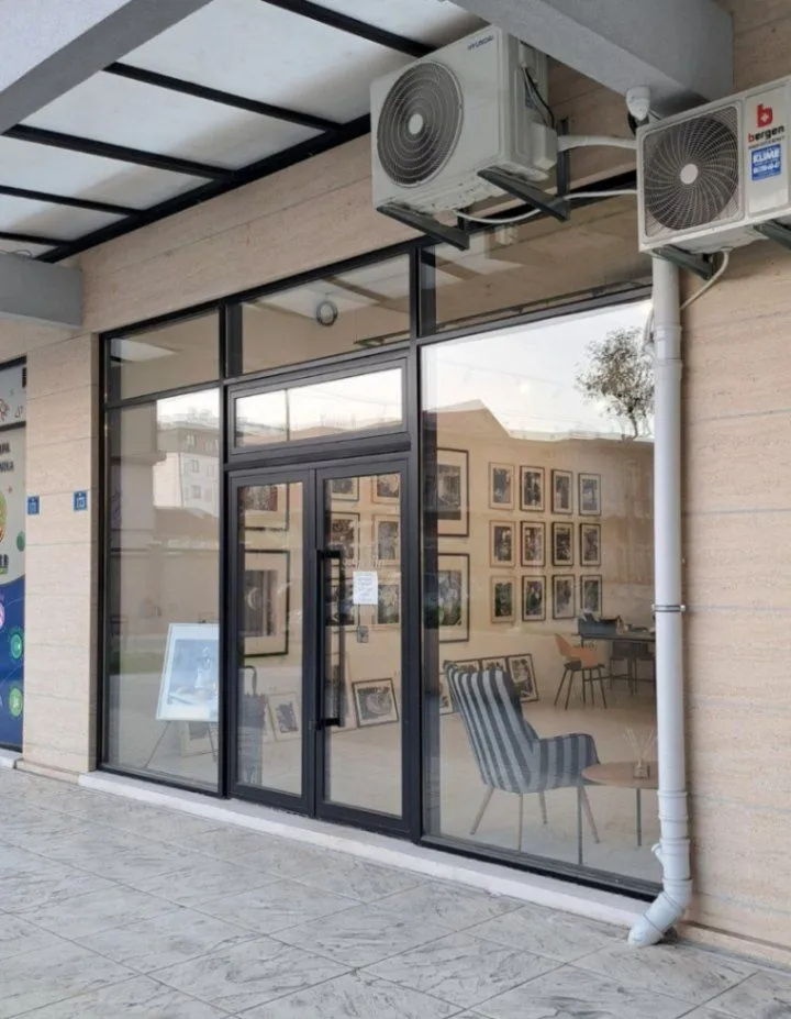 Rent, office space, 48m², Central Point, Podgorica