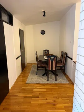 Izdavanje, dvosoban stan, 82m², Centar, Cetinje - image 6