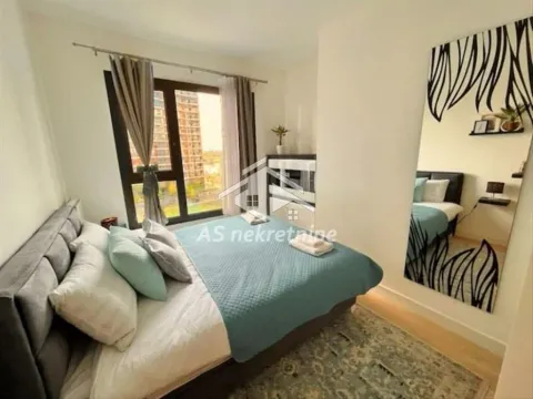 Izdavanje, trosoban stan, 75m², Savski Venac, Beograd - image 8