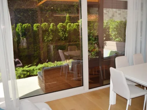 Prodaja, stan, 100m², Budva, Crna Gora - image 10