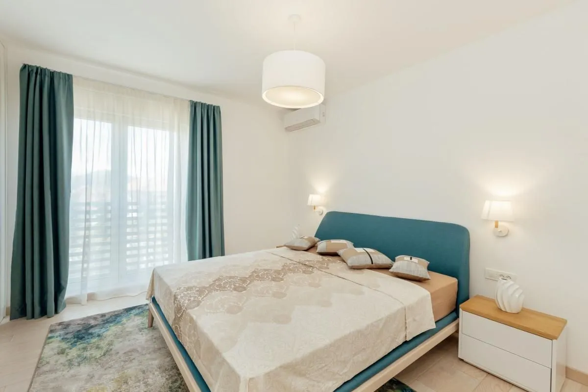Prodaja, jednosoban stan, 57m², Igalo, Herceg Novi