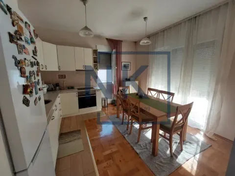 Prodaja, kuća, 120m², Tološi, Podgorica - image 6