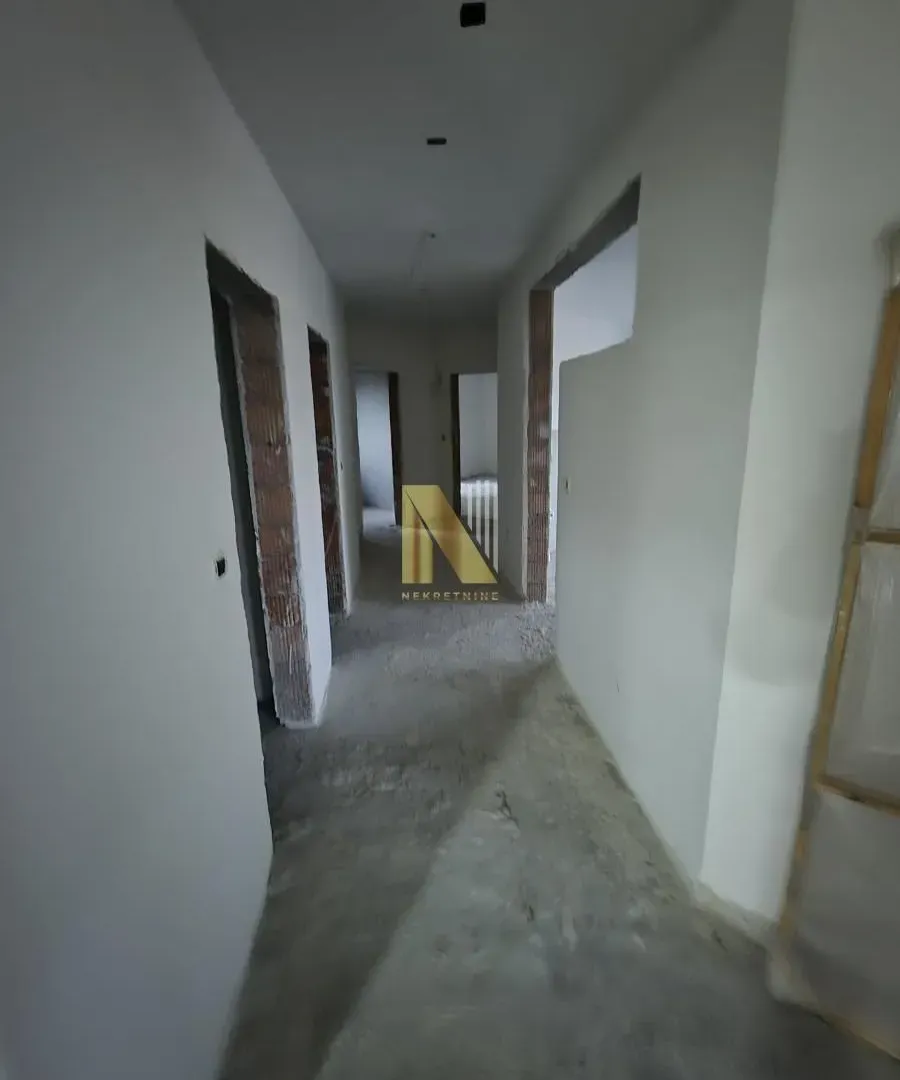 Prodaja, kuća, 550m², Sremska Kamenica, Petrovaradin