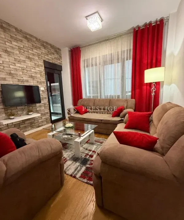 Rent, two bedroom apartment, 78m², Centar, Podgorica