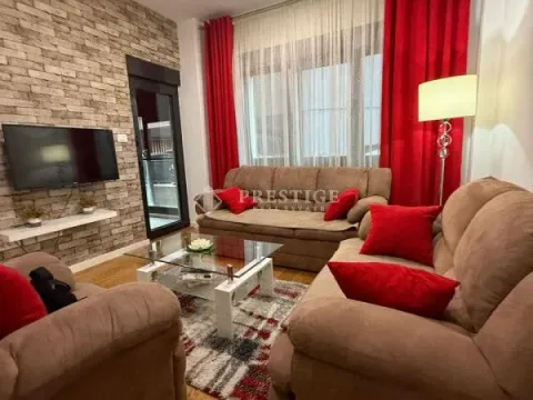 Rent, two bedroom apartment, 78m², Centar, Podgorica - image 1