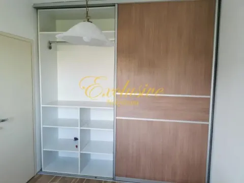 Rent, one bedroom apartment, 28m², Šumice, Beograd - image 4