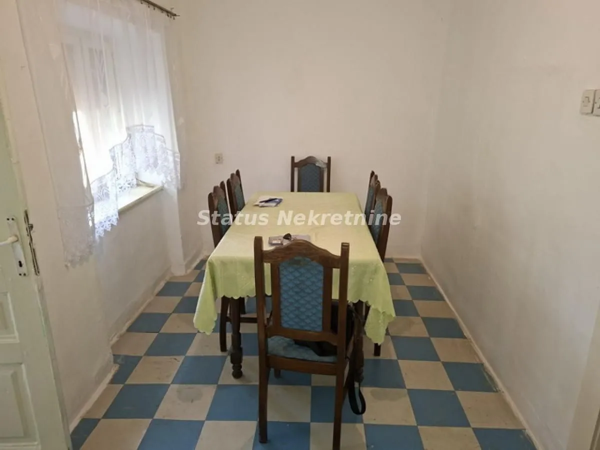 Prodaja, kuća, 257m², Mali Idjoš, Srbija