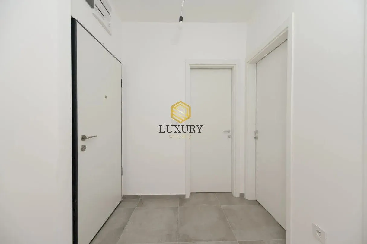 Prodaja, dvosoban stan, 65m², Stari Aerodrom, Podgorica