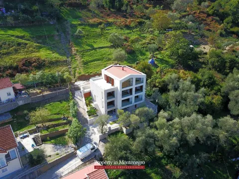 Prodaja, kuća, 585m², Stoliv, Kotor - image 9