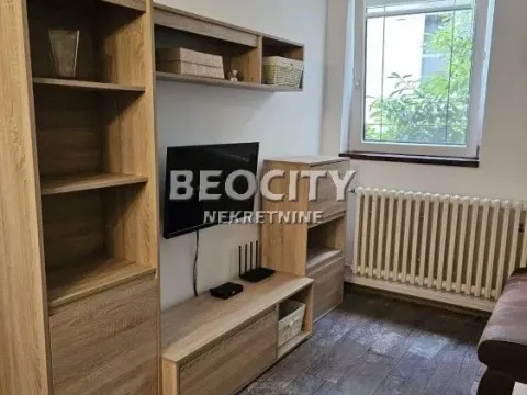 Izdavanje, stan, 60m², Stari grad, Novi Sad - image 16