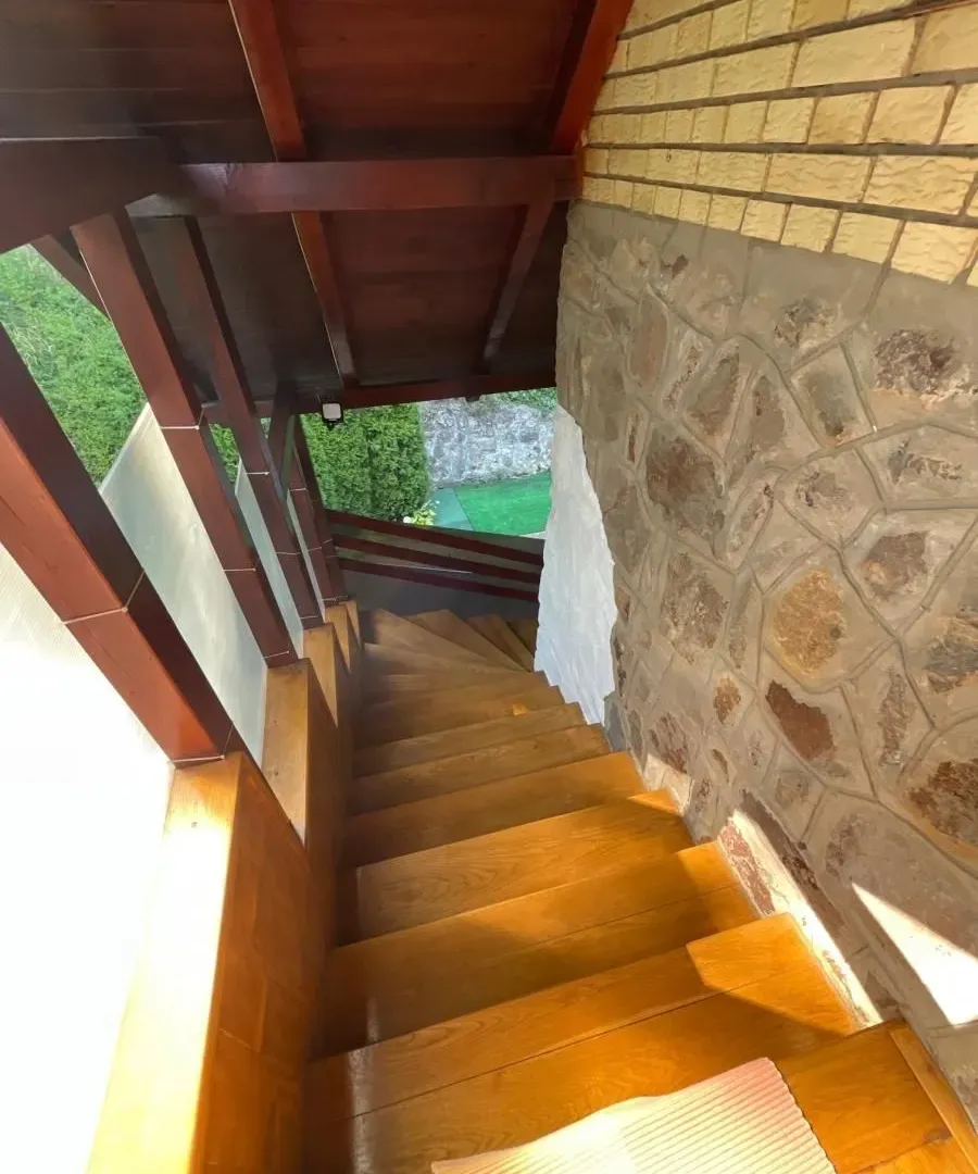 Prodaja, kuća, 172m², Rakovac, Novi Sad Sve Podlokacije