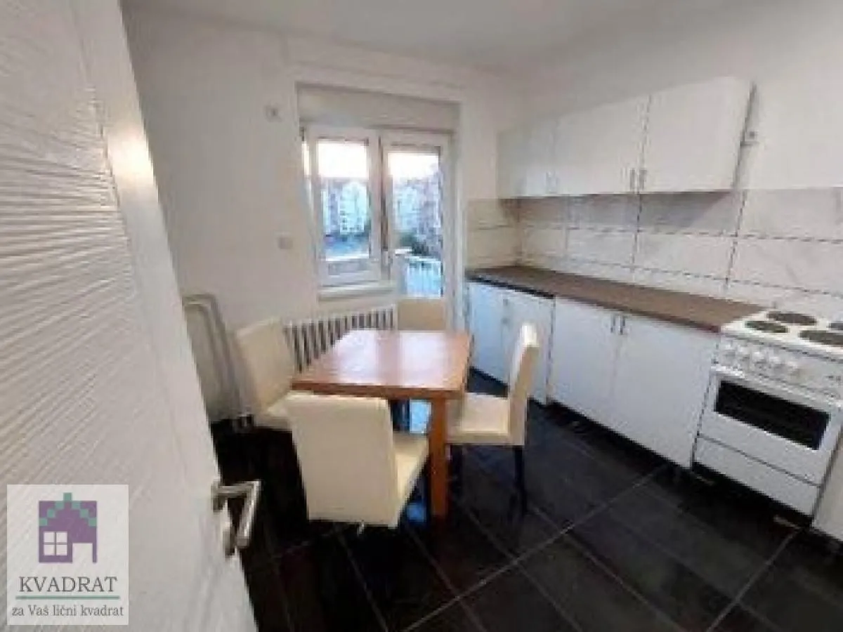 Prodaja, dvosoban stan, 47m², Banatić, Novi Sad Sve Podlokacije