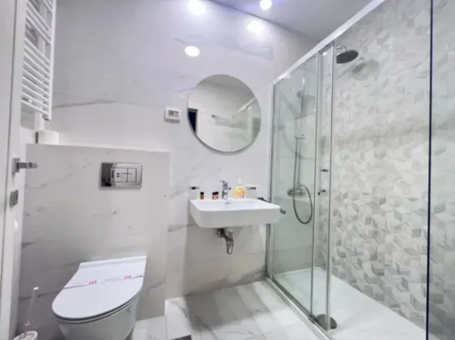Prodaja, jednosoban stan, 49m², Central Point, Podgorica
