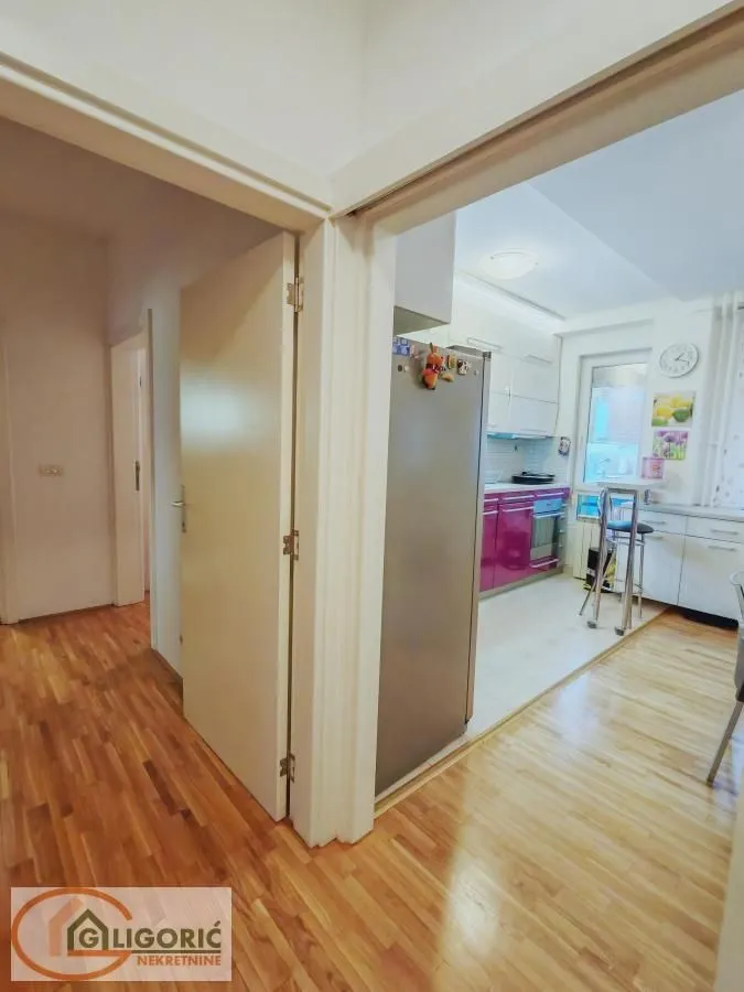 Rent, three bedroom apartment, 85m², Zvezdara Sve Podlokacije, Beograd