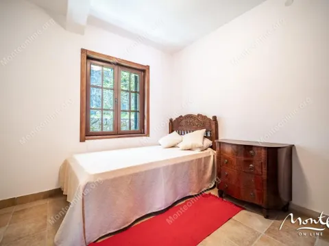 Sale, two bedroom apartment, 92m², Kostanjica, Kotor - image 28