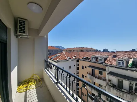 Izdavanje, jednosoban stan, 42m², Budva, Crna Gora - image 3