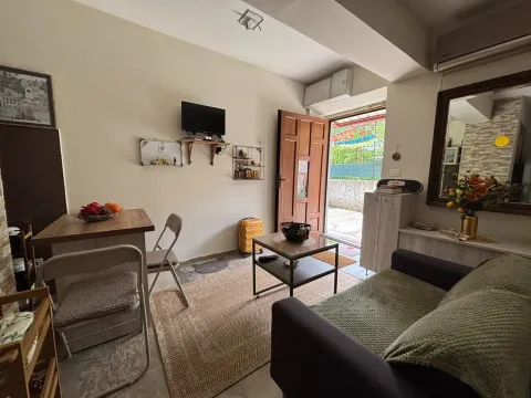 Sale, house, 45m², Centar, Cetinje - image 4
