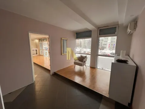Izdavanje, poslovni prostor, 130m², Grbavica, Novi Sad Sve Podlokacije - image 11