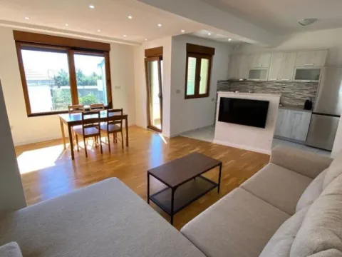 Sale, one bedroom apartment, 64m², Budva, Crna Gora - image 11