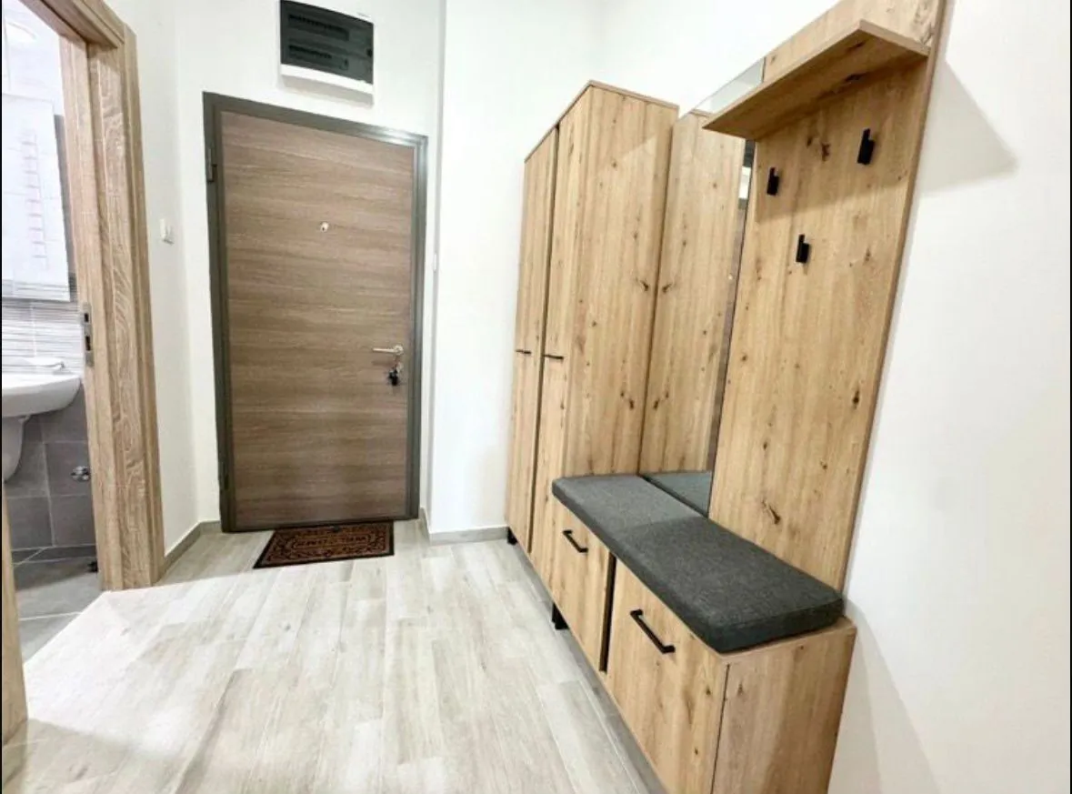 Izdavanje, dvosoban stan, 75m², Ljubović, Podgorica