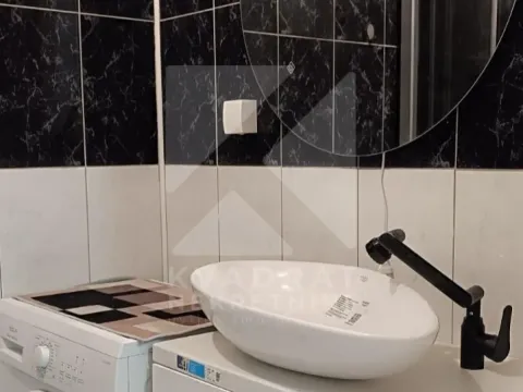 Izdavanje, dvosoban stan, 70m², Preko Morače, Podgorica - image 10