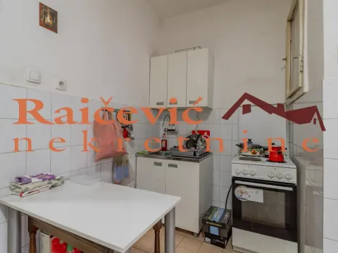 Sale, two bedroom apartment, 65m², Zemun Centar, Zemun Sve Podlokacije - image 9
