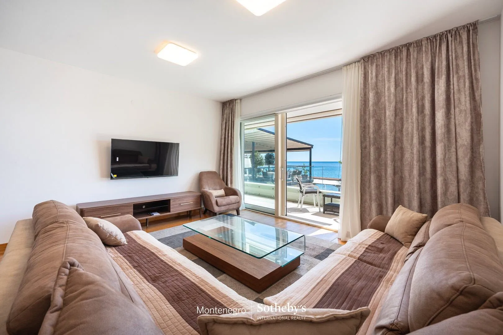 Sale, one bedroom apartment, 85m², Rafailovići, Budva