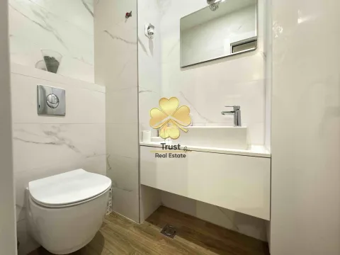 Izdavanje, dvosoban stan, 70m², Momišići, Podgorica - image 7